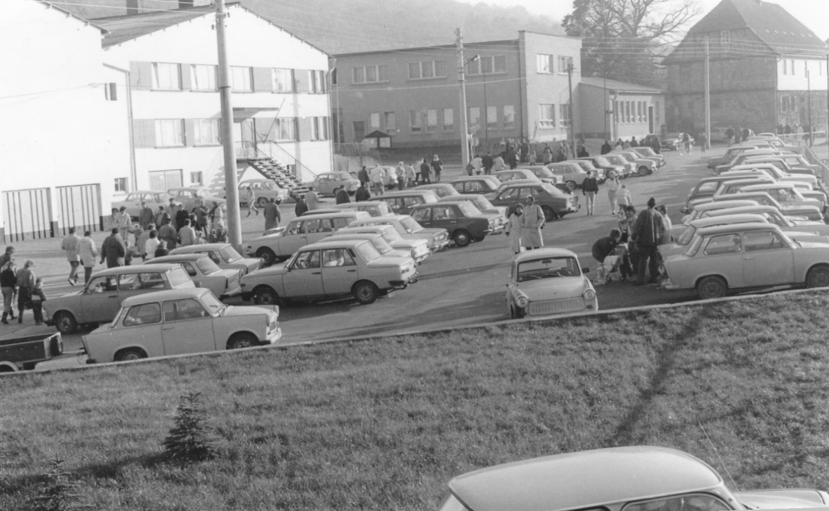 Warten auf die Grenzöffnung 11.11.1989