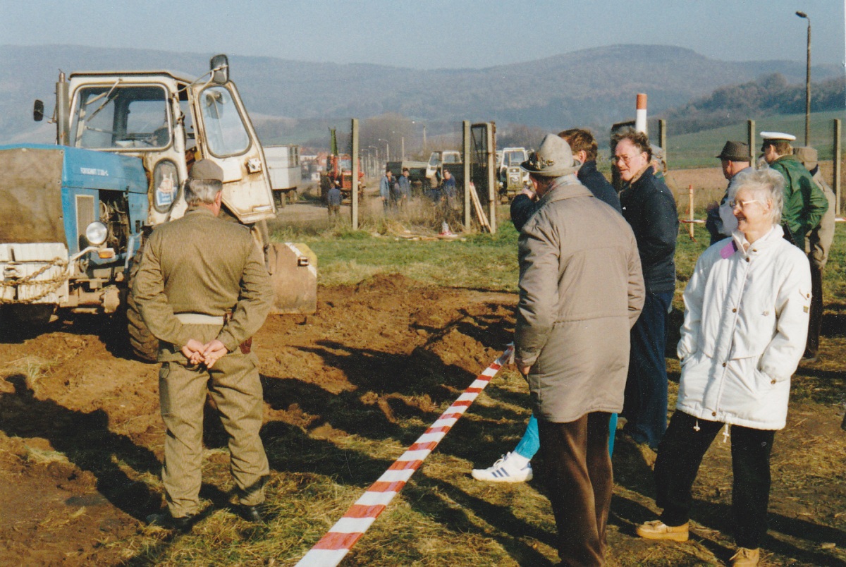 17.11.1989