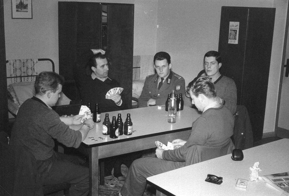 Waffenschule 7